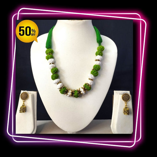 Green and white  Necklace set