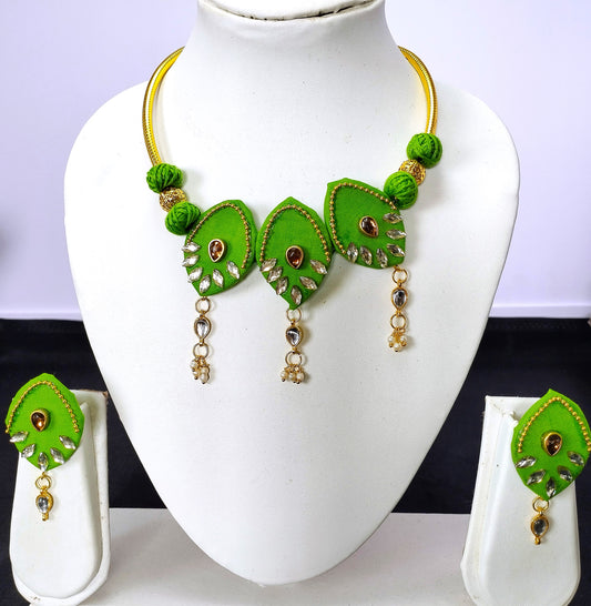 Green Fabric necklace set