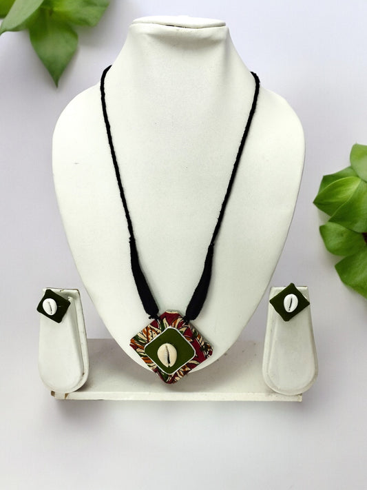 Brown and Green  fabric necklace  set